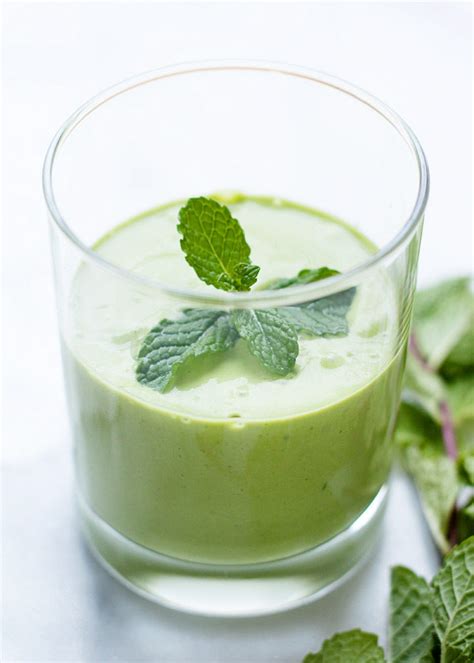 Healthy Shamrock Shake Smoothie