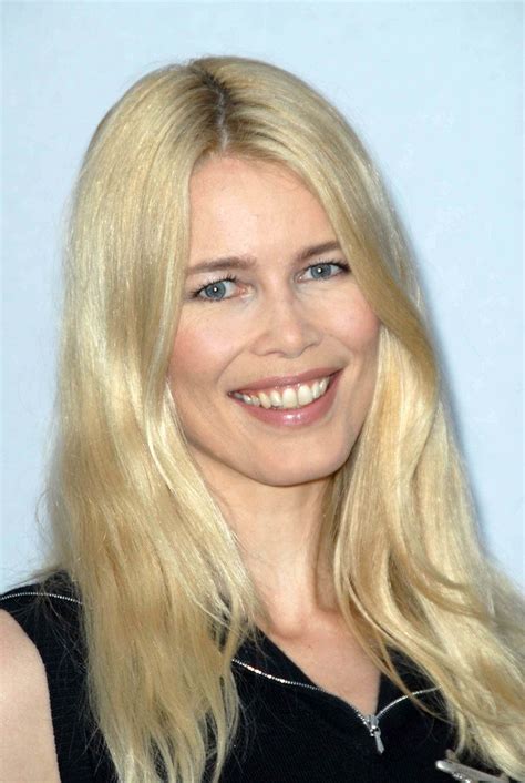 Claudia Schiffer Net Worth And Income Digital Global Times