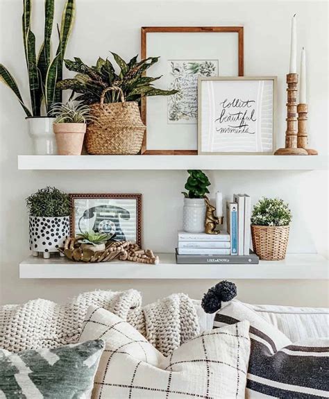 How To Decorating Living Room Shelves In Simple And Creative Ways
