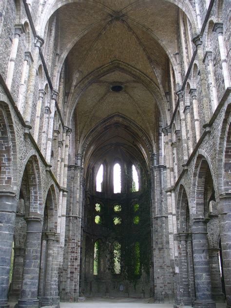 Tourists mainly come here to visit the notable abbey ruins and have a walk in the surrounding forests. Abbaye de Villers-la-Ville | Places