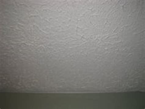 I will show you how to paint a textured ceiling with a roller, so any do it yourselfer can. Painting a "new kind" of cottage cheese ceiling/Style ...