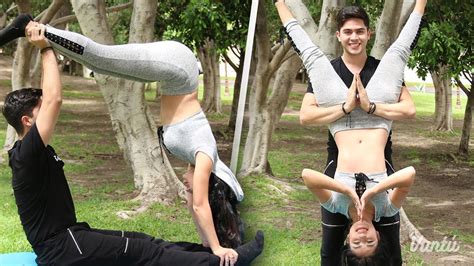 Las Posiciones De Yoga M S Ricas Y Sensuales De Internet Youtube