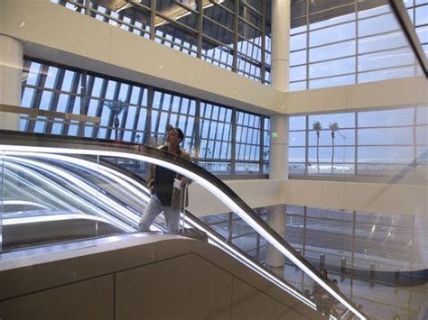 Phoenix Sky Harbor Airport Opens New Terminal 3 Concourse