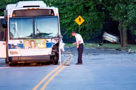 Driver Dies After Striking Nyc Bus Cops