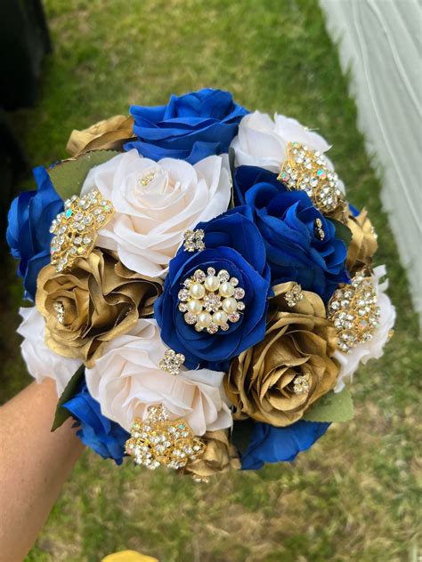15 Royal Blue And Gold Wedding Colors And Ideas 2024