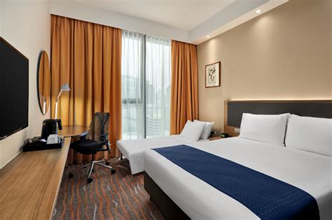 Leave your troubles, stress, and worries behind with a treat for yourself or loved ones. Holiday Inn Express Kota Kinabalu City Centre Kota ...