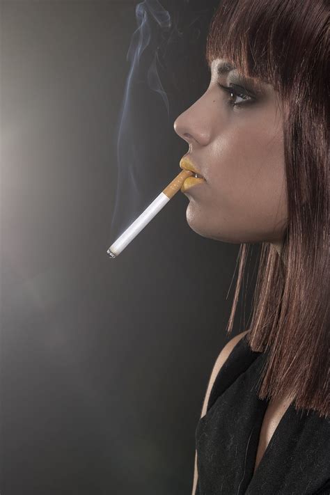 smoker girl smoking women smoking redhead pictures
