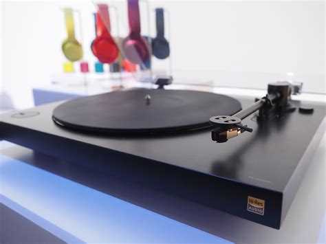 Sonys Sleek New Turntable Makes Me Want To Rob A Record Store