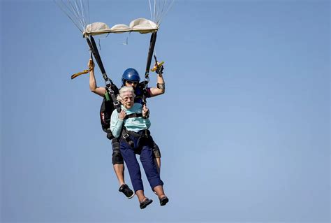 104 Year Old Chicago Woman Dies Days After Potential Record Breaking Skydive