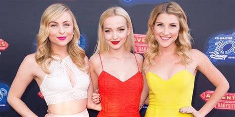Dove Cameron Reunited With Her ‘liv And Maddie Cast For A