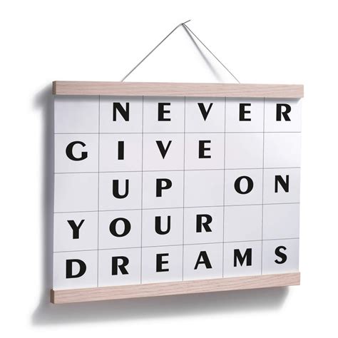 Poster Never Give Up On Your Dreams Wall Artit