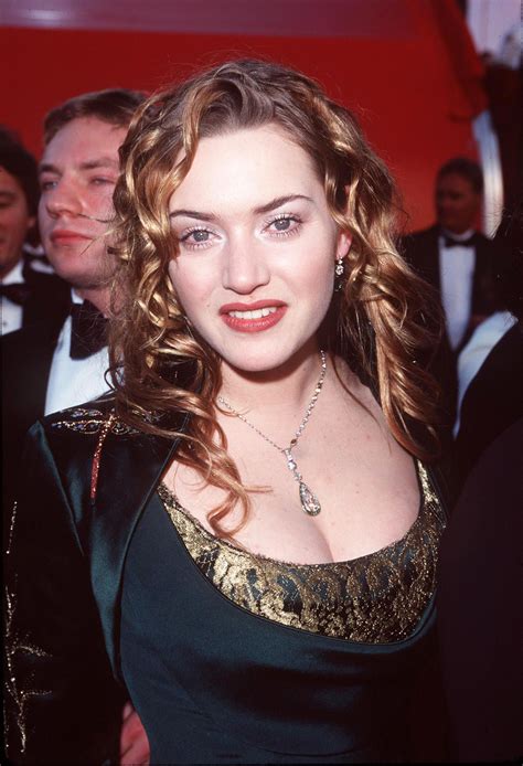 Kate Winslet 1998 Oscar Hairstyles Kate Winslet Famous Celebrities