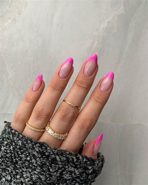 Instagram Pink Tip Nails Pink Acrylic Nails Round Nails