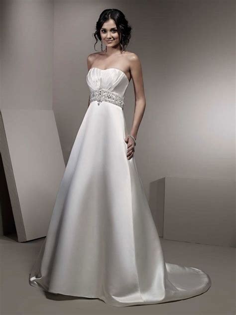 Depending on your body type, venue of luxurious fabrics, such as satin and chiffon, with exquisite beading or pearls, give a classy display. 49 best images about Platinum Satin Style on Pinterest ...