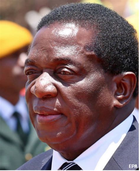 Emmerson Mnangagwa Sworn In As Zimbabwes New President Mojidelanocom