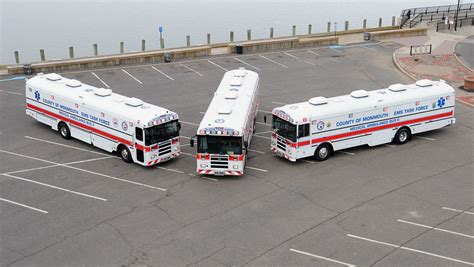 Medical Ambulance Bus At 40 Feet These Medical Ambulance Flickr