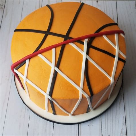 Basketball Cake Basketball Cake In 2020 With Images Basketball Cake Basketball