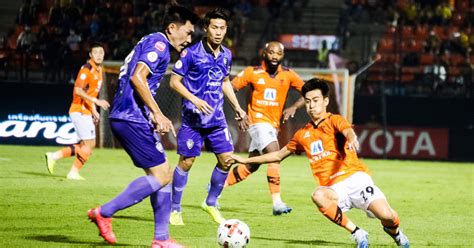 ข่าว ไทยลีก (1) ล่าสุด เว็บไซต์กีฬาอันดับ 1 ของคนไทย อัพเดทข่าวสารวงการกีฬา ฟุตบอล ผลบอล ฟุตบอลวันนี้ ผลฟุตบอลทั่วโลก พรีเมียร์ลีก ไทยลีก ฟุตบอล. ราชบุรี มิตรผล เอฟซี v นครราชสีมา เอฟซี ผลบอลสด ผลบอล ไทยลีก