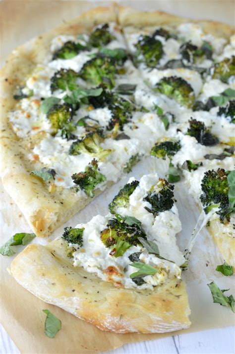 Four Cheese White Broccoli Pizza Recipe Chisel And Fork