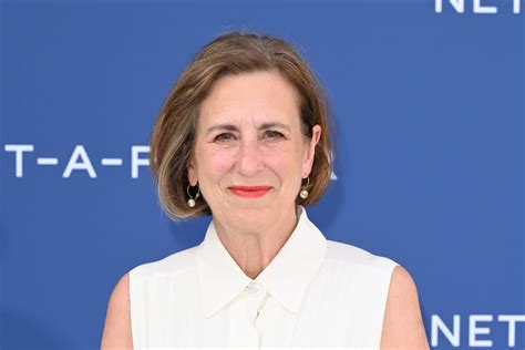 Newsnights Longest Serving Presenter Kirsty Wark To Step Down After 30