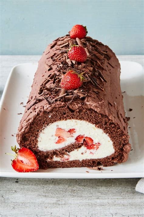 Jetzt ausprobieren mit ♥ chefkoch.de ♥. Schoko-Biskuitrolle - luftig leicht & einfach nachbacken ...