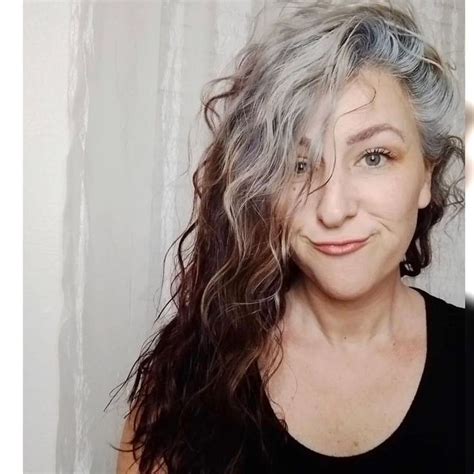 Pin By Maria On Gray Hair Gray Hair Growing Out White Hair Color