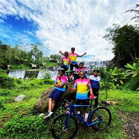 Grojogan Watu Purbo Bangunrejo Destinasi Wisata Alam 