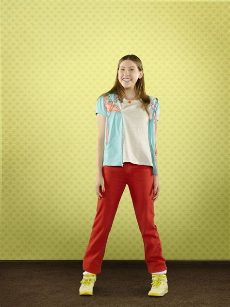 Sue Heck Played By Eden Sher The Middle Sue The Middle Tv Show Eden