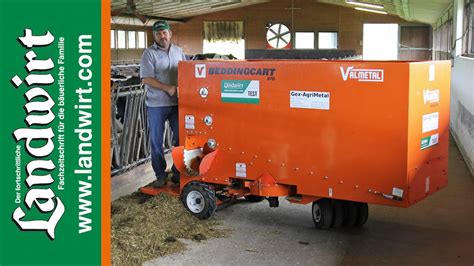Per valmetal, il cliente è al centro dell' attenzione, ed è per questo che ogni giorno cerchiamo di situata in uno stabilimento all'avanguardia distribuito su un'area di circa 20.000 m², valmetal s.p.a. Valmetal Beddingcart | landwirt.com - YouTube