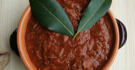 Check spelling or type a new query. Ogni riccio un pasticcio - Blog di cucina: Ragù di lepre