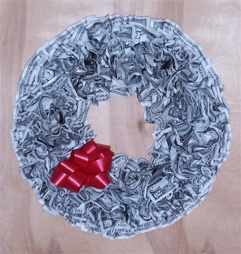 Money Wreath Christmas T Guide Diy Craft Projects Money Creation