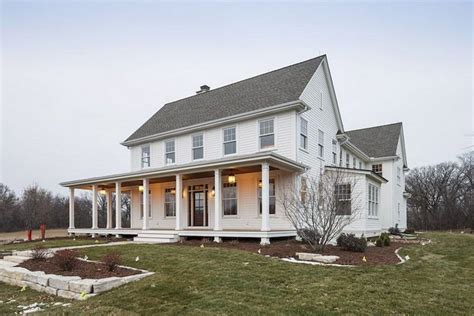 35 Exciting Modern Farmhouse Home Exterior Design Ideas Page 35 Of 35