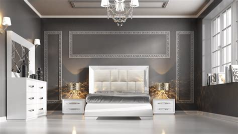 Wood construction offers more tradition, while lacquered finishes make a striking appearance. Carmen White Modern Italian Bedroom set - N Star Modern ...