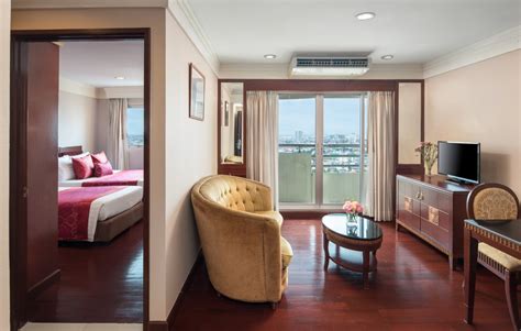 Jim thompson haus und demokratiedenkmal. Prince Palace Hotel in Bangkok - Room Deals, Photos & Reviews