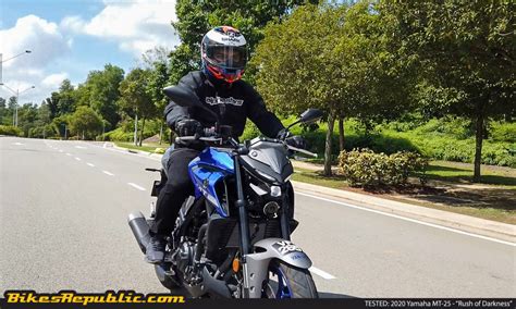 It is available in 2 colors, 1 variants in the malaysia. 2020-yamaha-mt-25-rolling-review-test-ride-price-malaysia ...