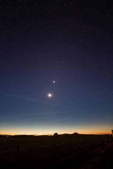 Astrophotos The Smiley Face Moon And Companions In The Sky Universe