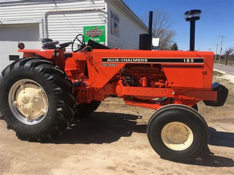 A Beautiful Example Of An Allis Chalmers 185 Tractor Tractors Allis