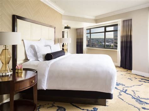 1 Bedroom Suite 1 King Sofa Bed Magellan Luxury Hotels