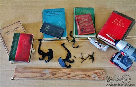 Book page crafts are a great way to add bookish style. 9 DIY Projects Made From Old Books | Art Of Upcycling