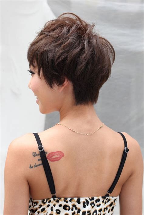 Back View Of Layered Short Haircut Hairstyles Weekly