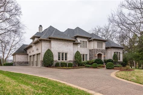 Look Inside Carrie Underwoods Gorgeous Nashville Mansion Its Jaw