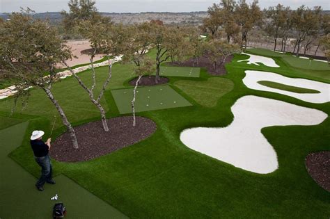 Tips For Building A Backyard Golf Course Backyard Putting Green Green