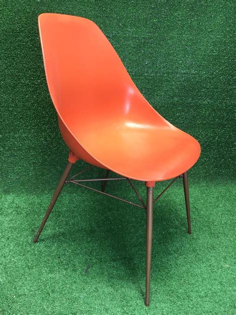 Mid Century Modern Plastic Molded Chair By Sam Avedon Alladin Orange
