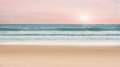 Download Free Hd Calm Ocean Shore Desktop Wallpaper In 4k