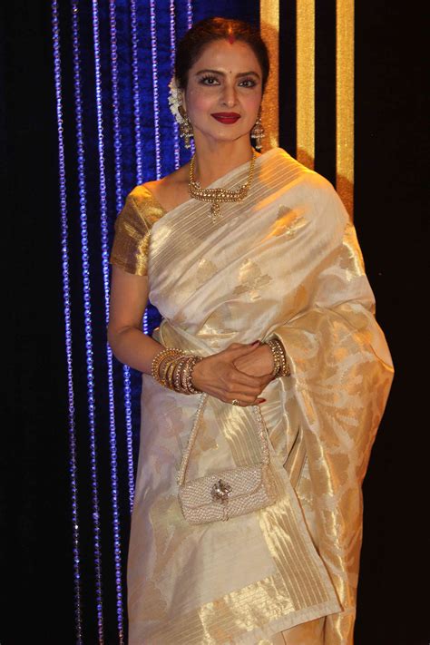 Elegant White Indian Silk Sarees Bollywood Designer Sarees Stylish