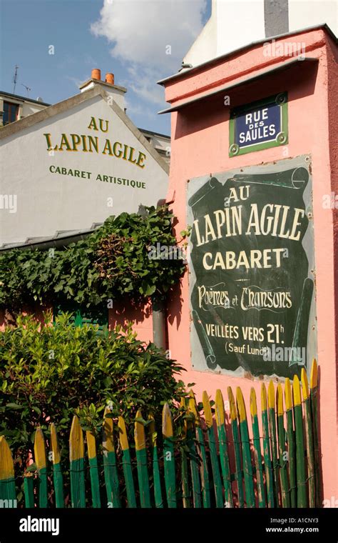 Au Lapin Agile Famous Old Cabaret Cafe In Montmartre Paris France Stock
