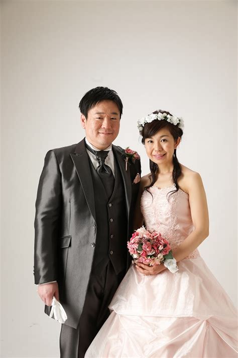 293,345 likes · 38,882 talking about this. 結婚10周年での記念撮影 | 「ドレス屋さんの写真館」 official Blog
