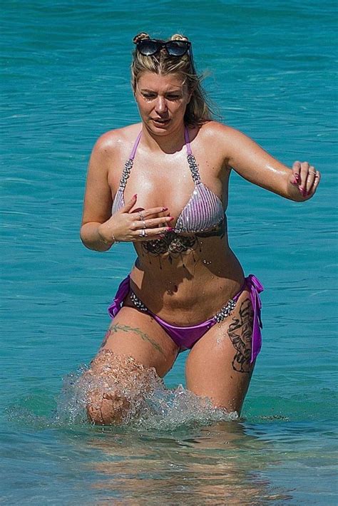 Olivia Buckland In Bikini On The Beach In Barbados 03142018 2 Lacelebsco