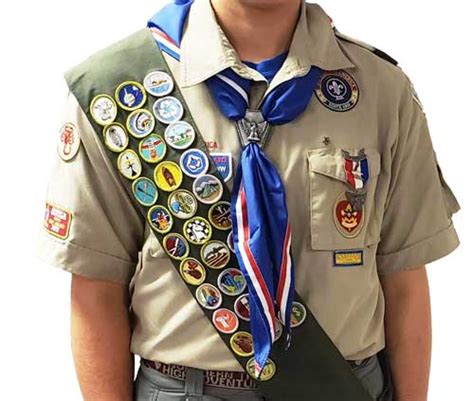 Arrow Of Light Placement On Boy Scout Uniform