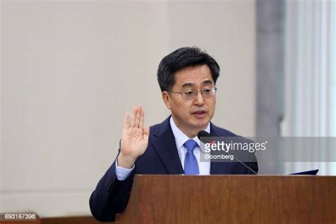 Kim Jae Yeon Politician Photos And Premium High Res Pictures Getty Images